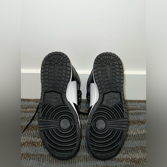 Nike Dunk High Panda Black And White Women 2021 DD1869-103 US 6-Preowned w/ Box - Picture 11 of 15